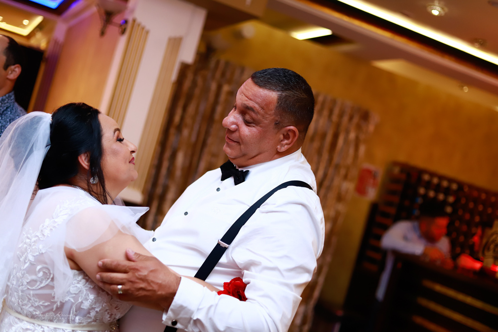 From START to FINISH a full day wedding storytelling